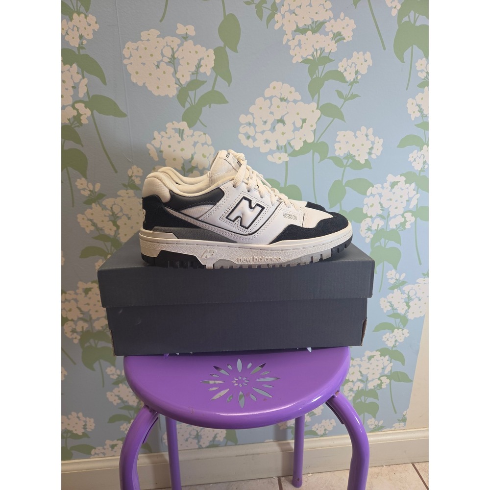 New Balance 550 White Black Grey Low Top Sneakers GC550 Basketball Shoes 5.5Y
